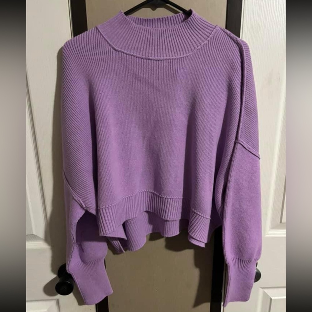 Lavender cropped sweater